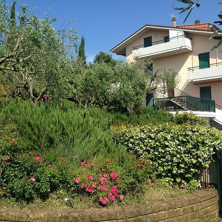 B&B San Bartolo 佩萨罗 外观 照片