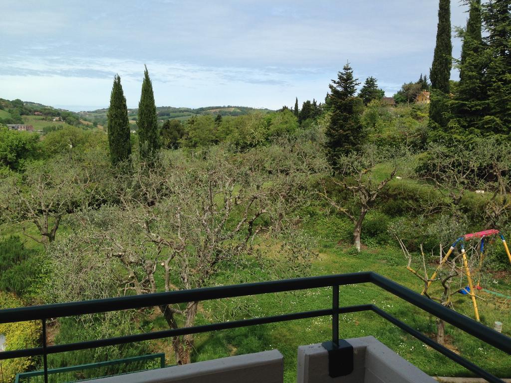 B&B San Bartolo 佩萨罗 客房 照片