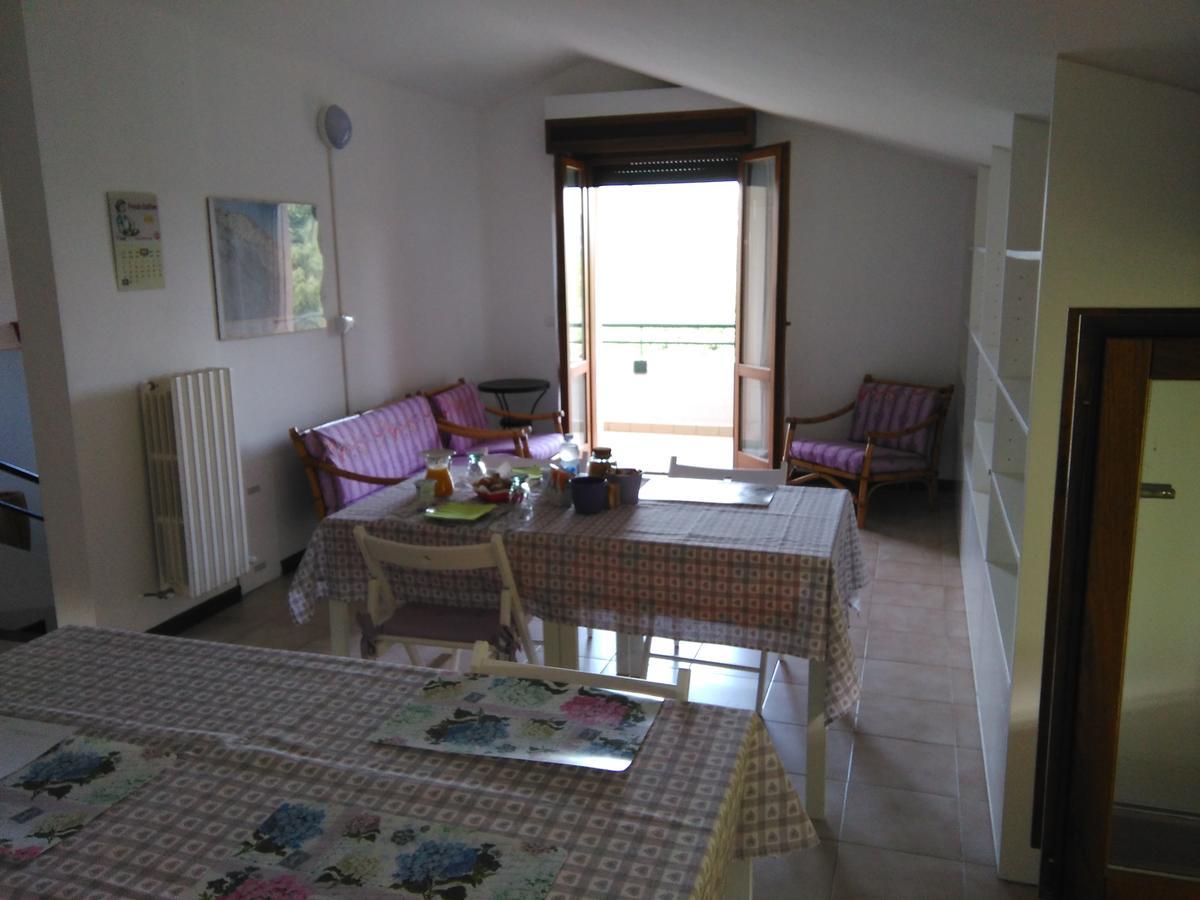 B&B San Bartolo 佩萨罗 外观 照片